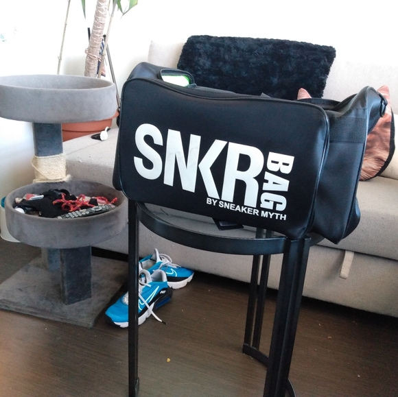 Snkr myth - Picture 2 of 2